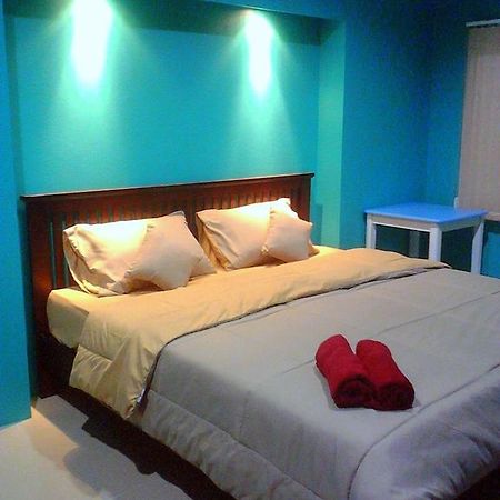 Baan Benjathip Hostel Amphawa Bilik gambar