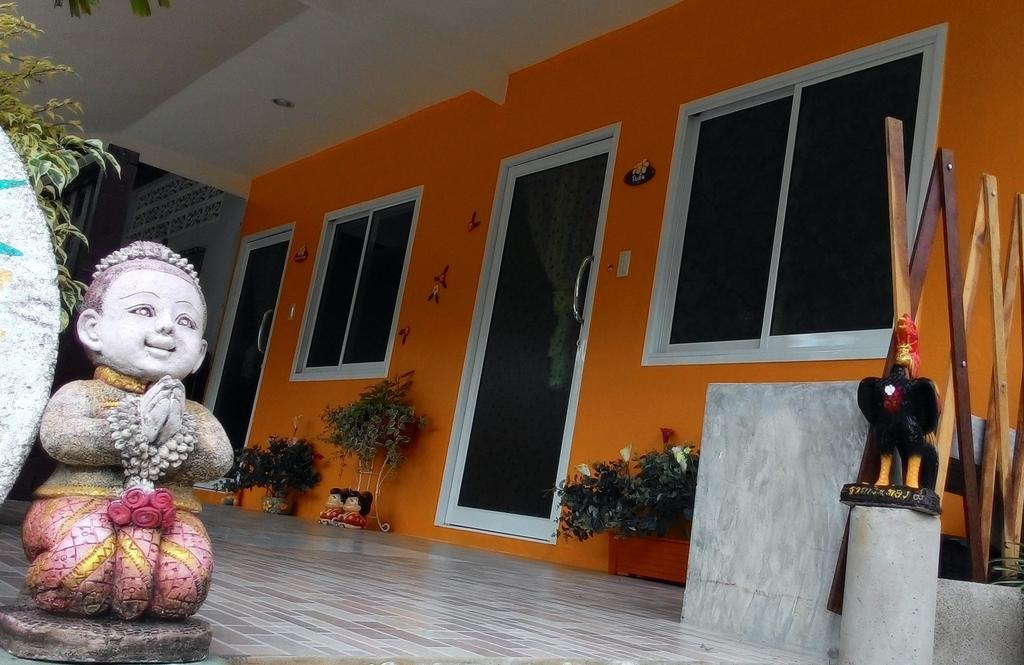 Baan Benjathip Hostel Amphawa Bilik gambar