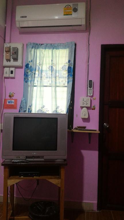 Baan Benjathip Hostel Amphawa Luaran gambar