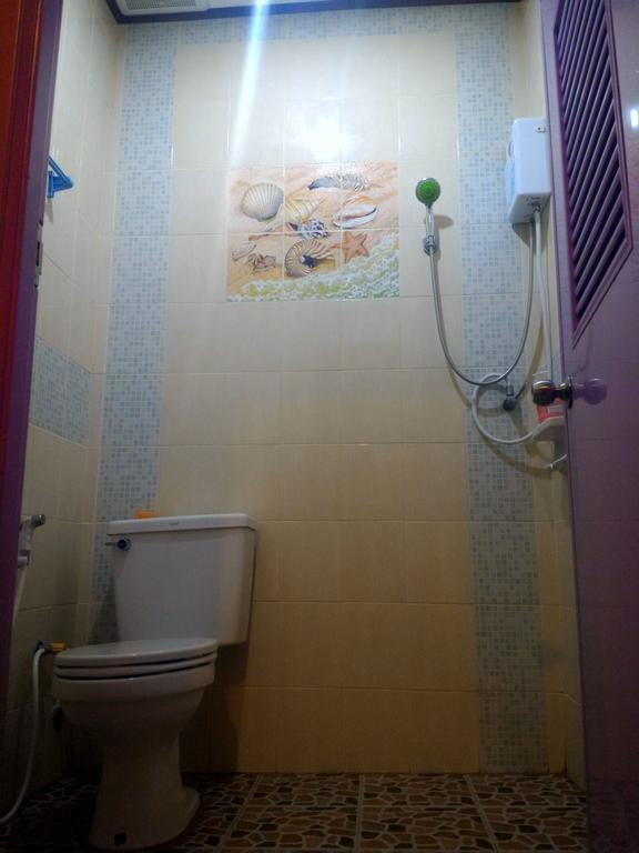 Baan Benjathip Hostel Amphawa Luaran gambar